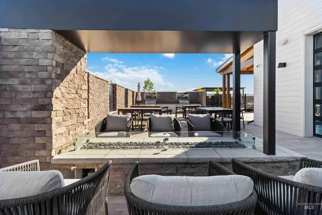 $449,675 | 2110 North Milestone Way, Star, ID 83669