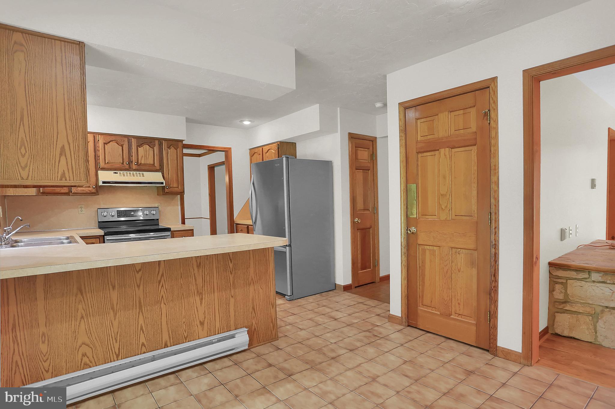 1557 Marburg Road Spring Grove, PA 17362 - Photo 13 of 49
