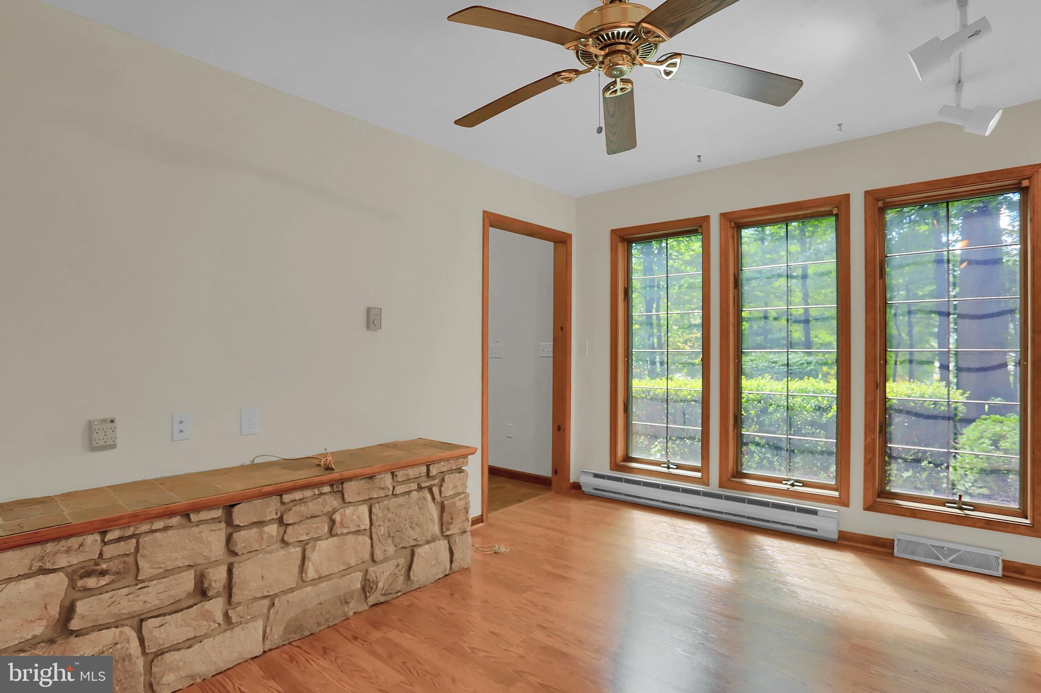 1557 Marburg Road Spring Grove, PA 17362 - Photo 20 of 49