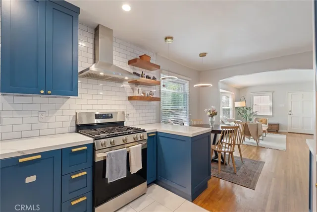 $649,900 | 235 Termino Avenue, Unit 1, Long Beach, CA 90803