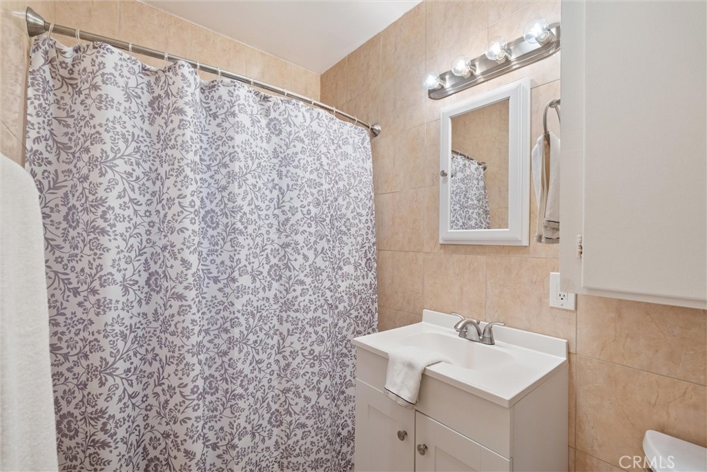 235 Termino Avenue, Unit 1 Long Beach, CA 90803 - Photo 13 of 23