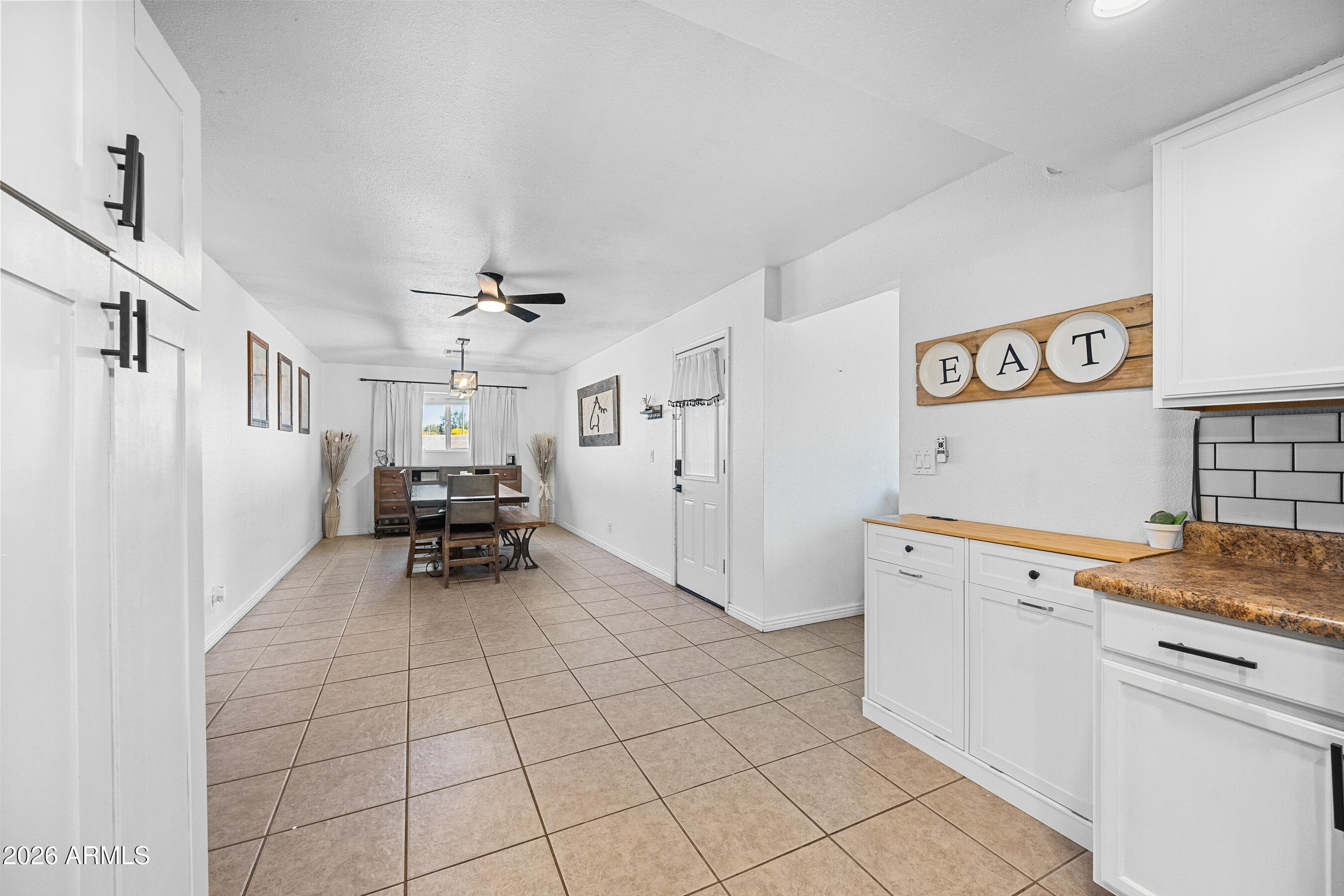 48 North Maple Mesa, AZ 85205 - Photo 27 of 52 Eat in Kitchen