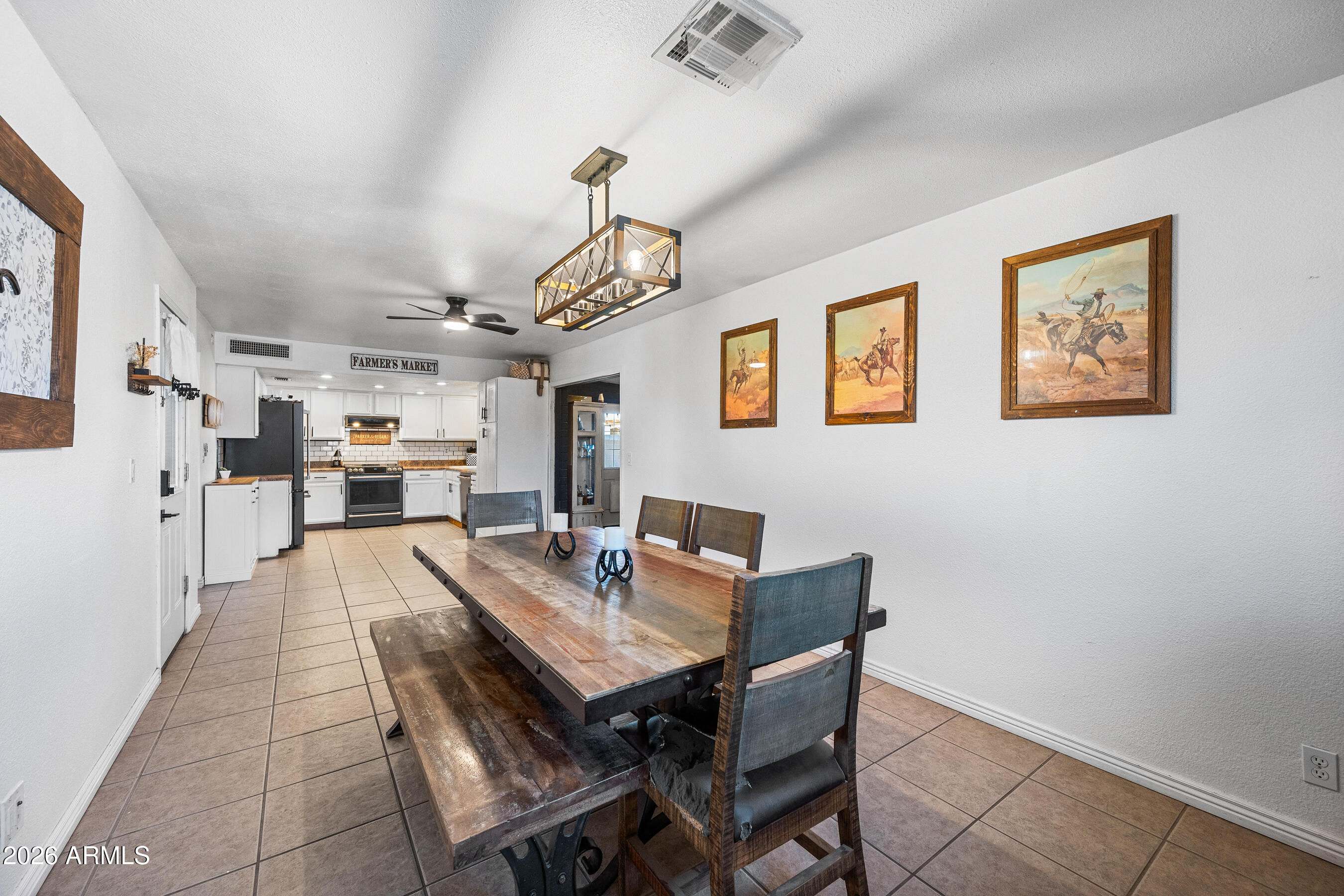 48 North Maple Mesa, AZ 85205 - Photo 30 of 52 Dining Area