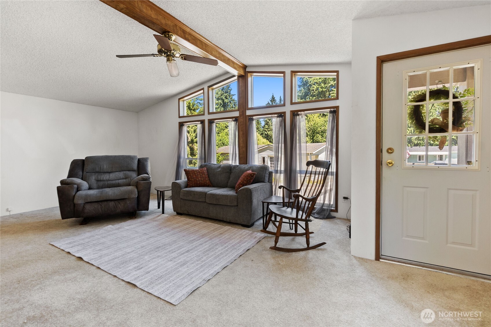 5810 Fleming Street, Unit 15 Everett, WA 98203 - Photo 3 of 22