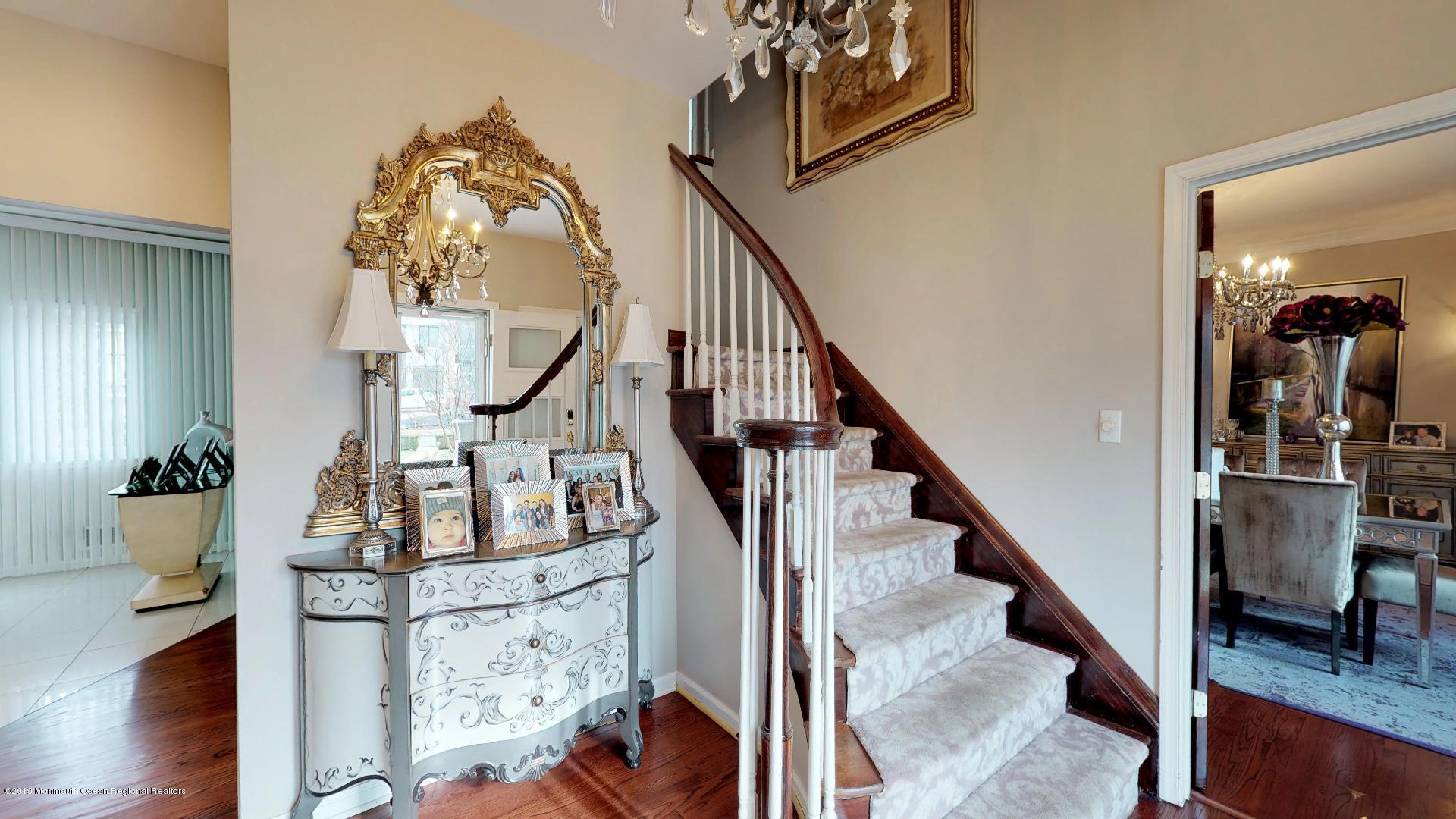 79 Georgetown Road Eatontown, NJ 07724 - Photo 22 of 37 79-Georgetown-Rd-Foyer