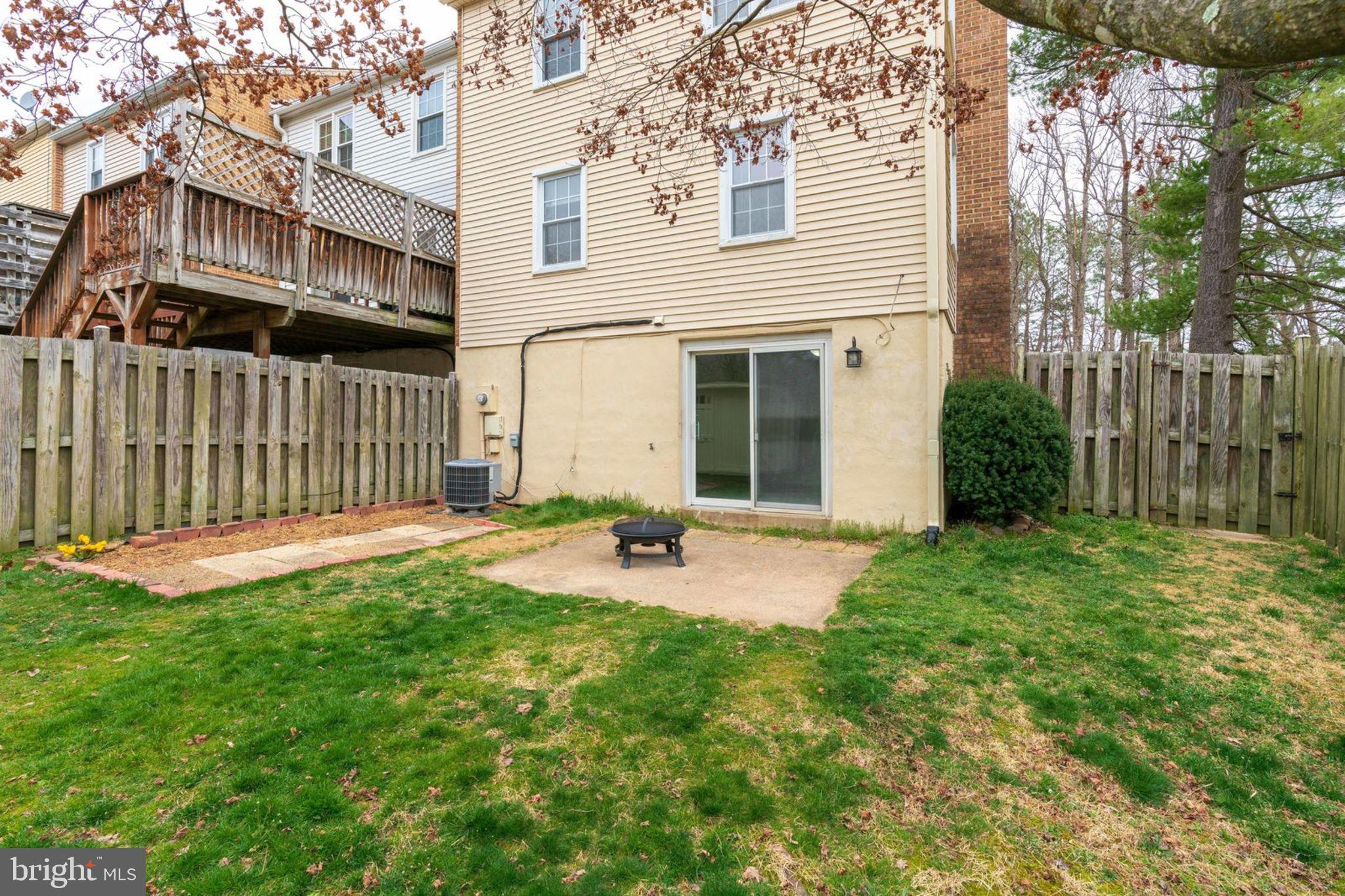 7759 Euclid Way Springfield, VA 22153 - Photo 58 of 65 View of home from the back of the yard