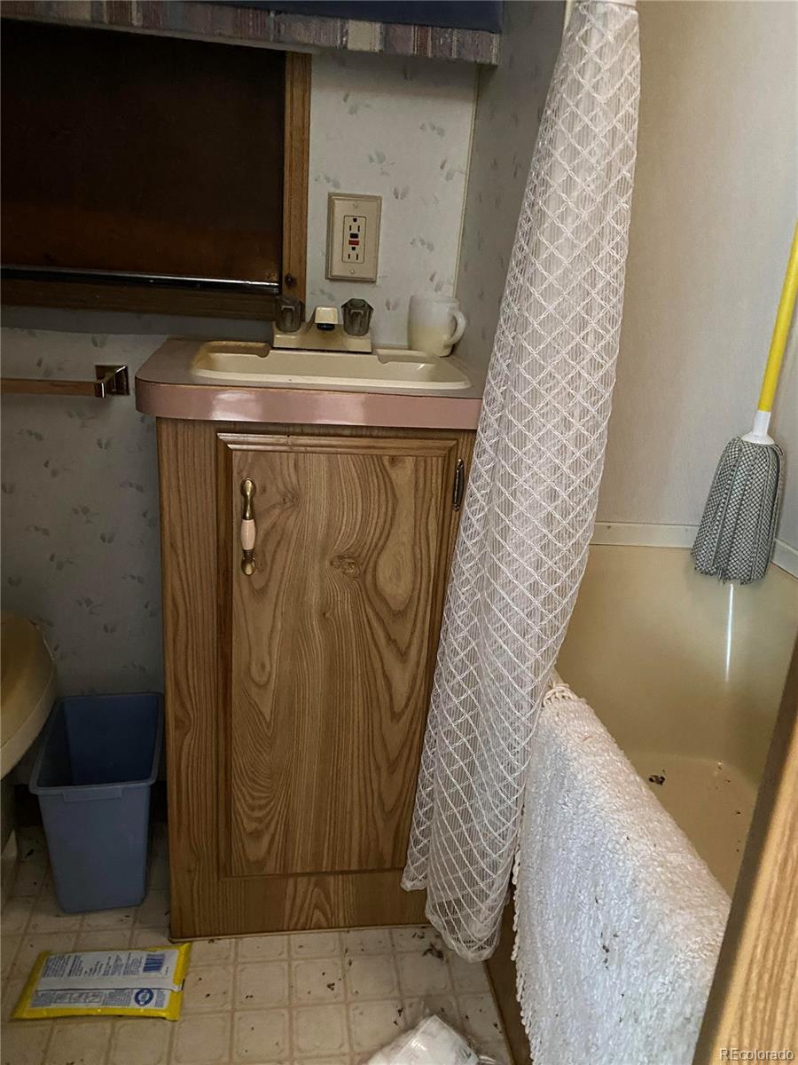 50 County Road Como, CO 80432 - Photo 14 of 25 a view of washer and dryer