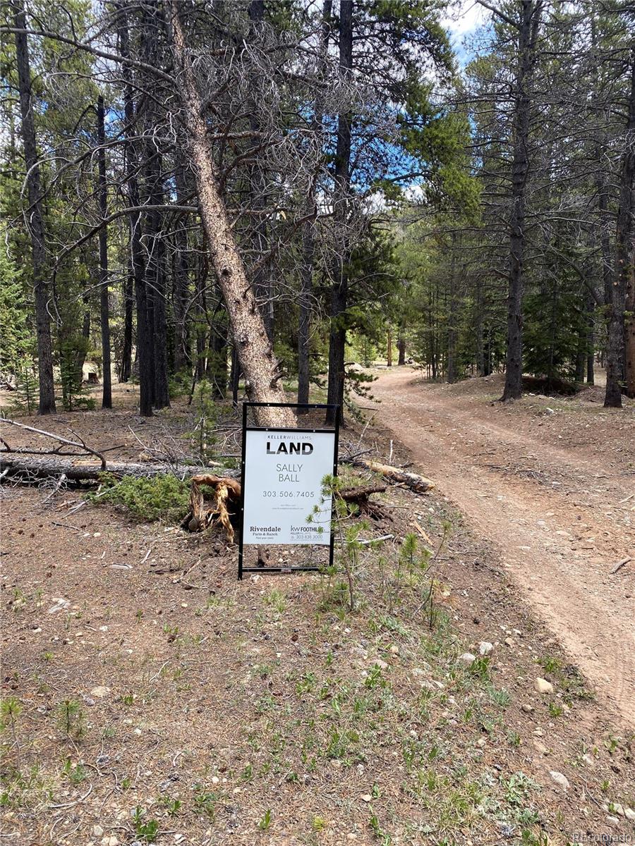 50 County Road Como, CO 80432 - Photo 25 of 25 a sign board with parking space