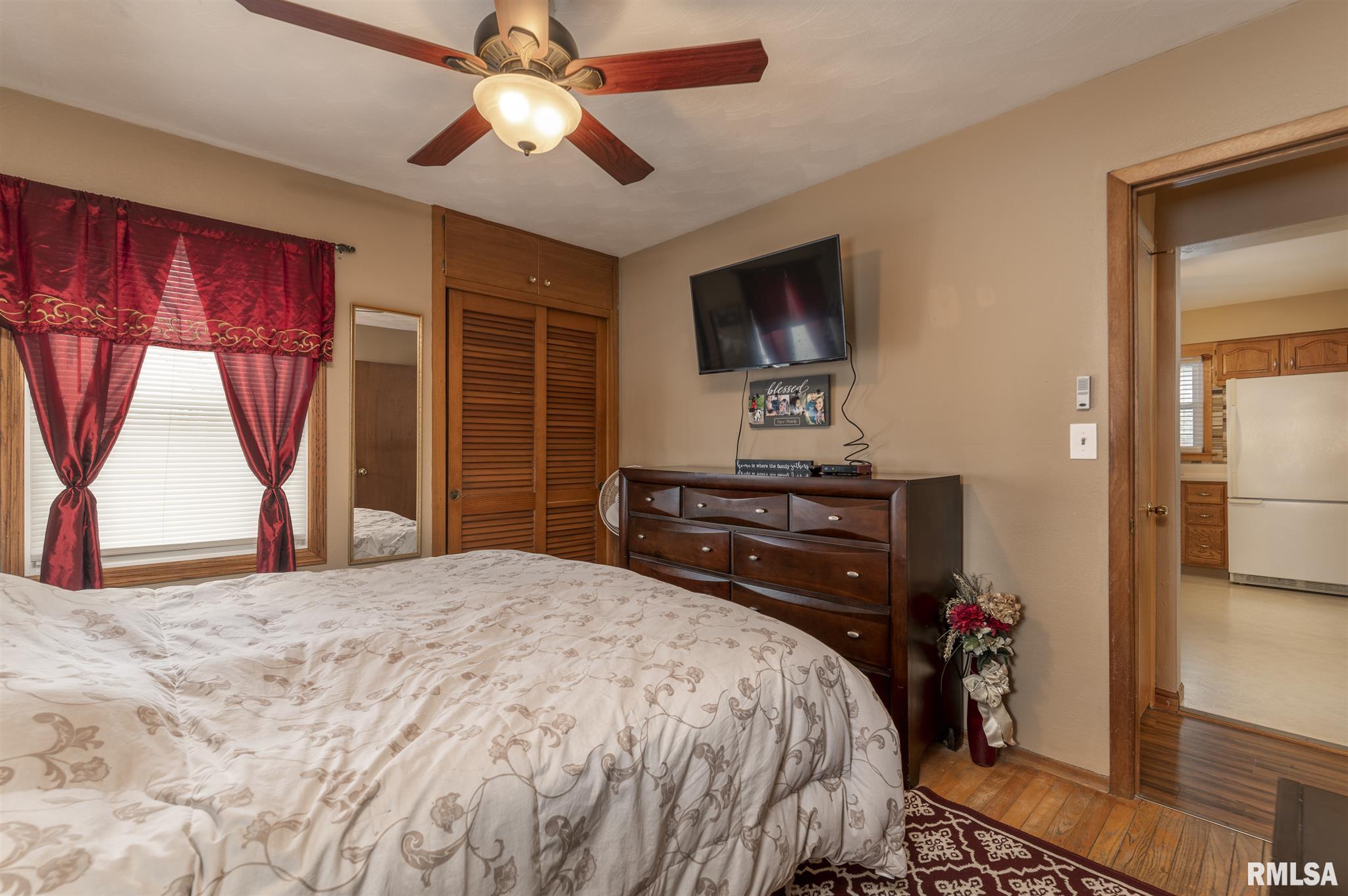 736 Westerfield Road Davenport, IA 52806 - Photo 10 of 18 Gallery Image 10