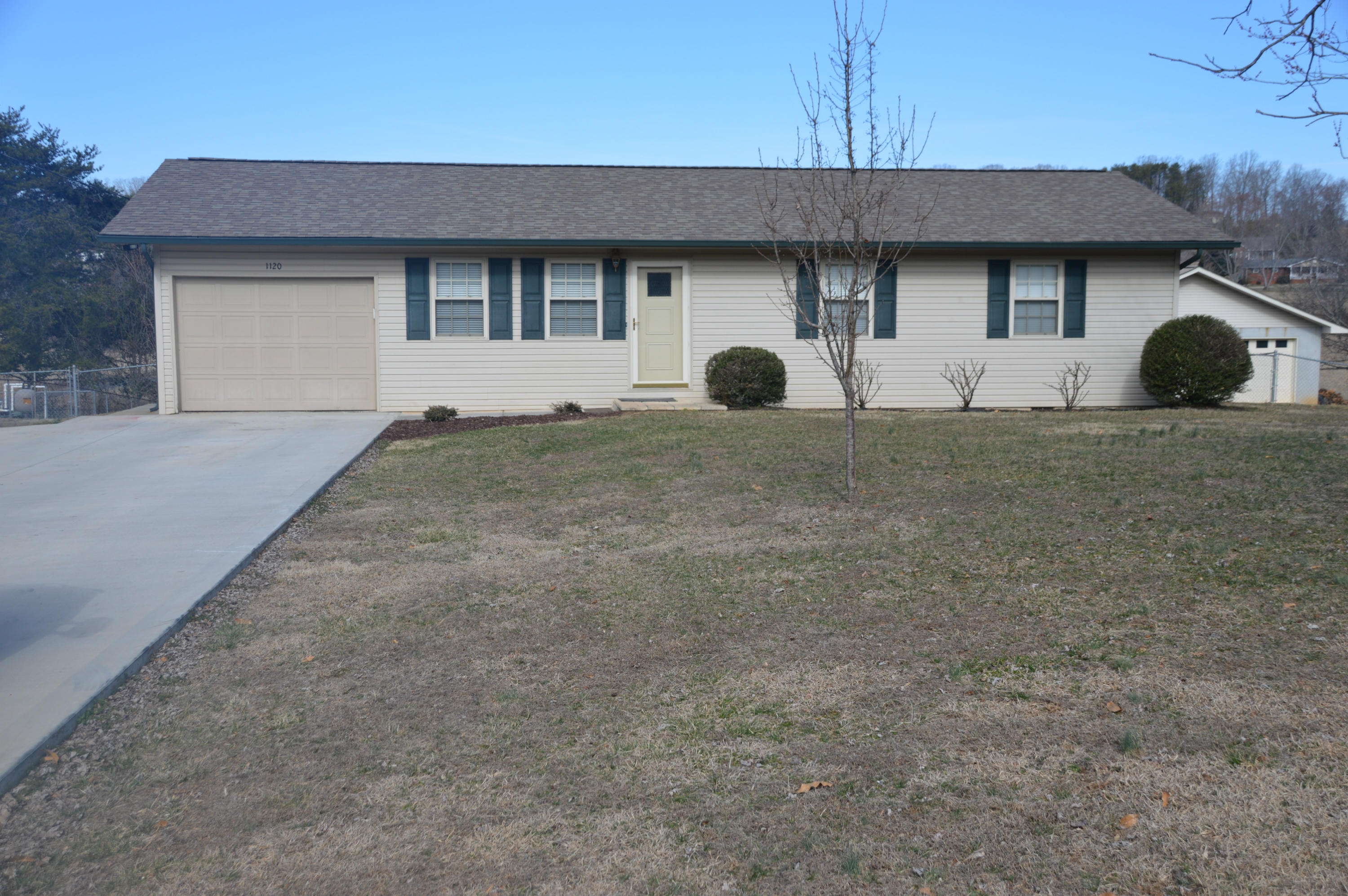 1120 Johnson Road Seymour, TN 37865 - Photo 1 of 18 DSC_0001