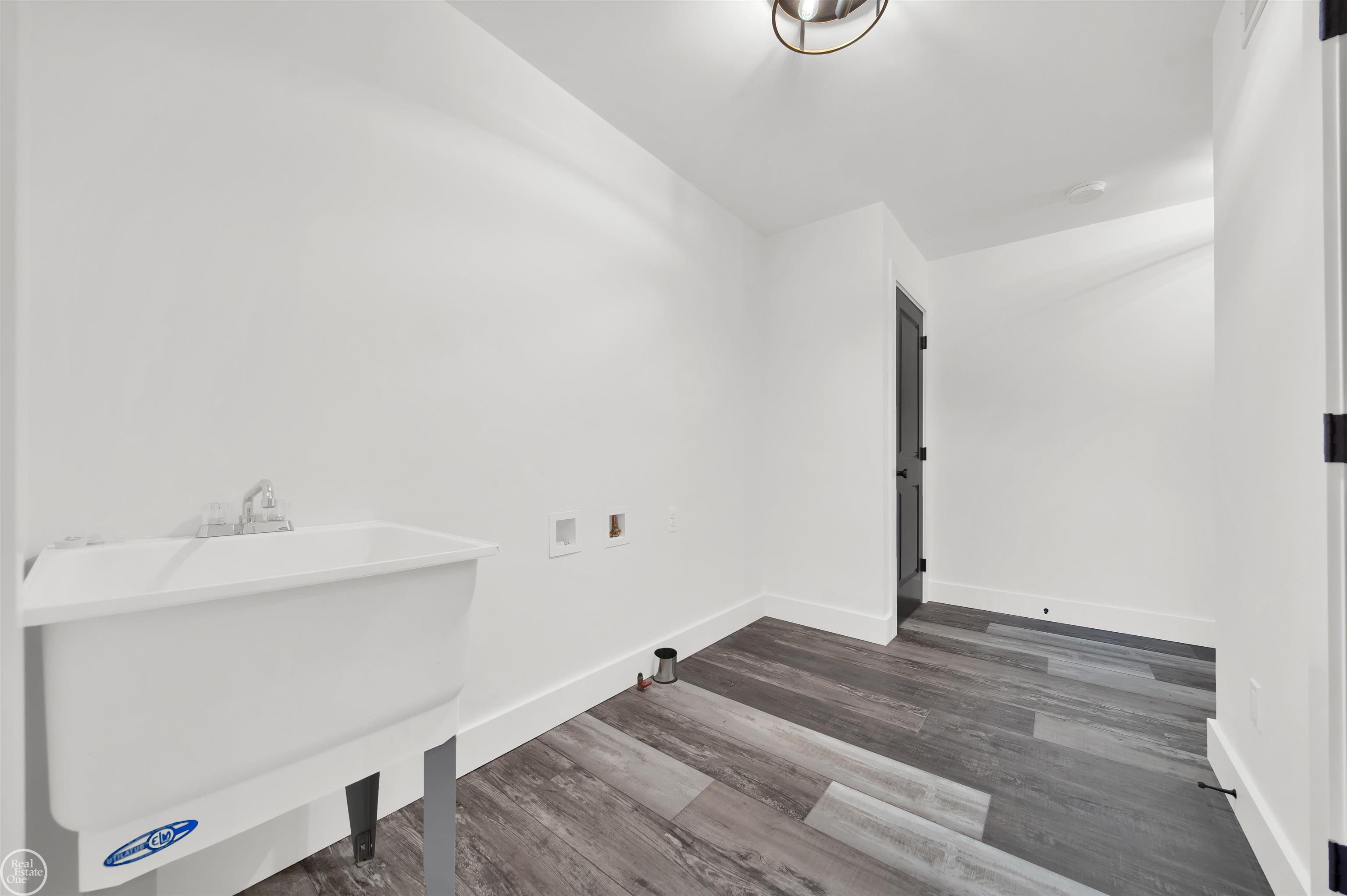 239 Shelldrake Lane, Unit 40 St. Clair, MI 48079 - Photo 25 of 31