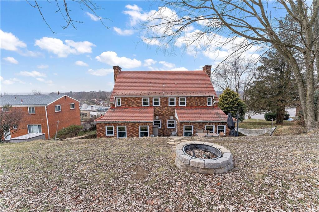 1769 Bower Hill Road Pittsburgh, PA 15243 - Photo 17 of 19 Gallery Image 17