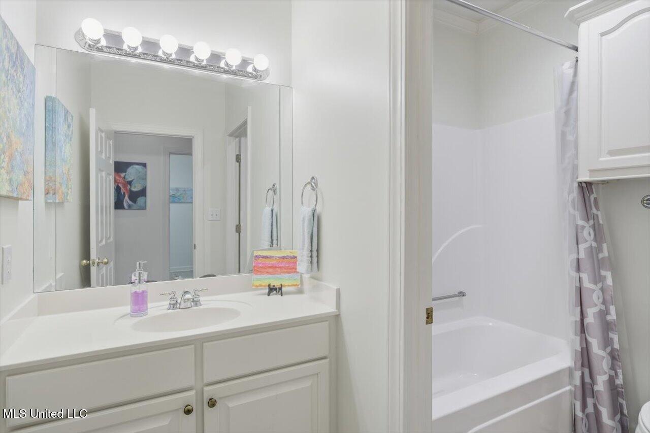 505 Spring Lake Drive Pearl, MS 39208 - Photo 24 of 33 25-505 Spring Lake Dr _ Home Tours MS