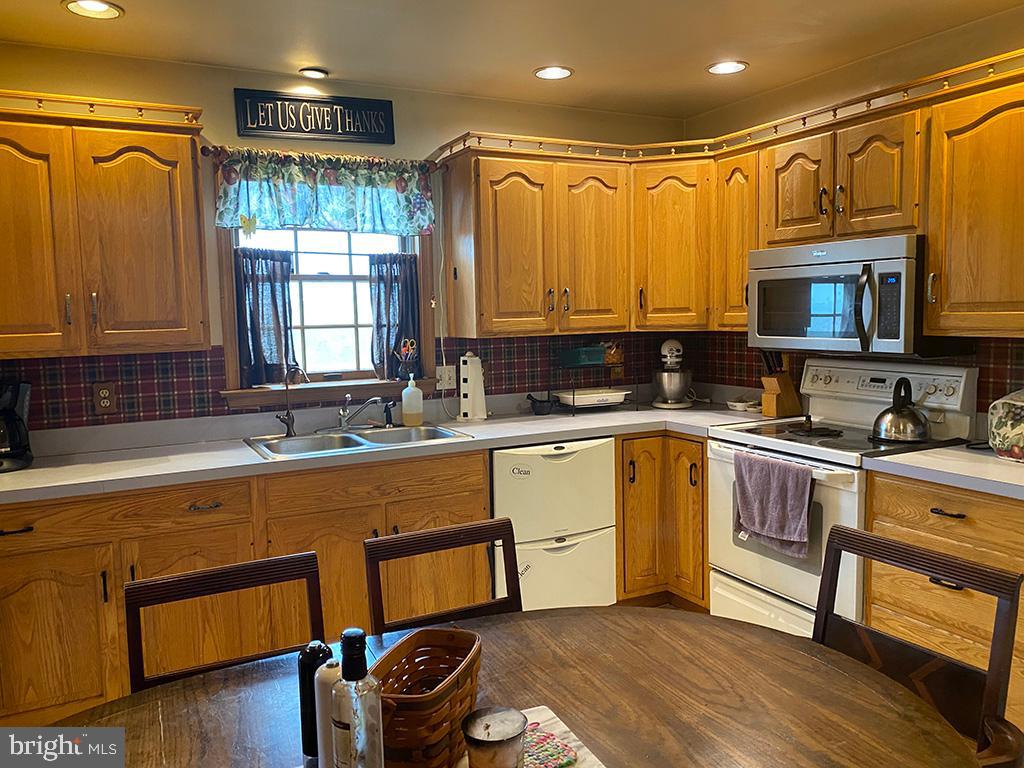 970 Schubert Road Bethel, PA 19507 - Photo 18 of 33 Gallery Image 18
