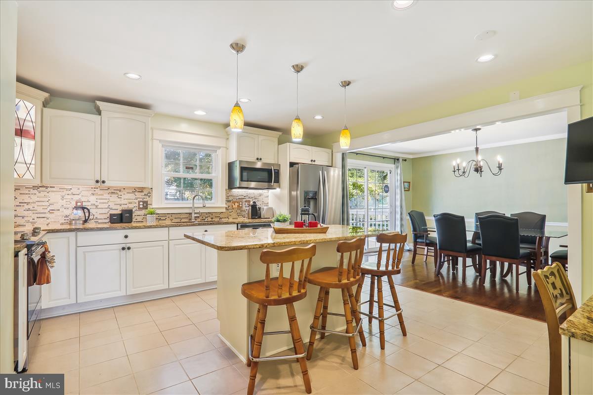 7301 Needwood Road Derwood, MD 20855 - Photo 14 of 59 Updated Kitchen