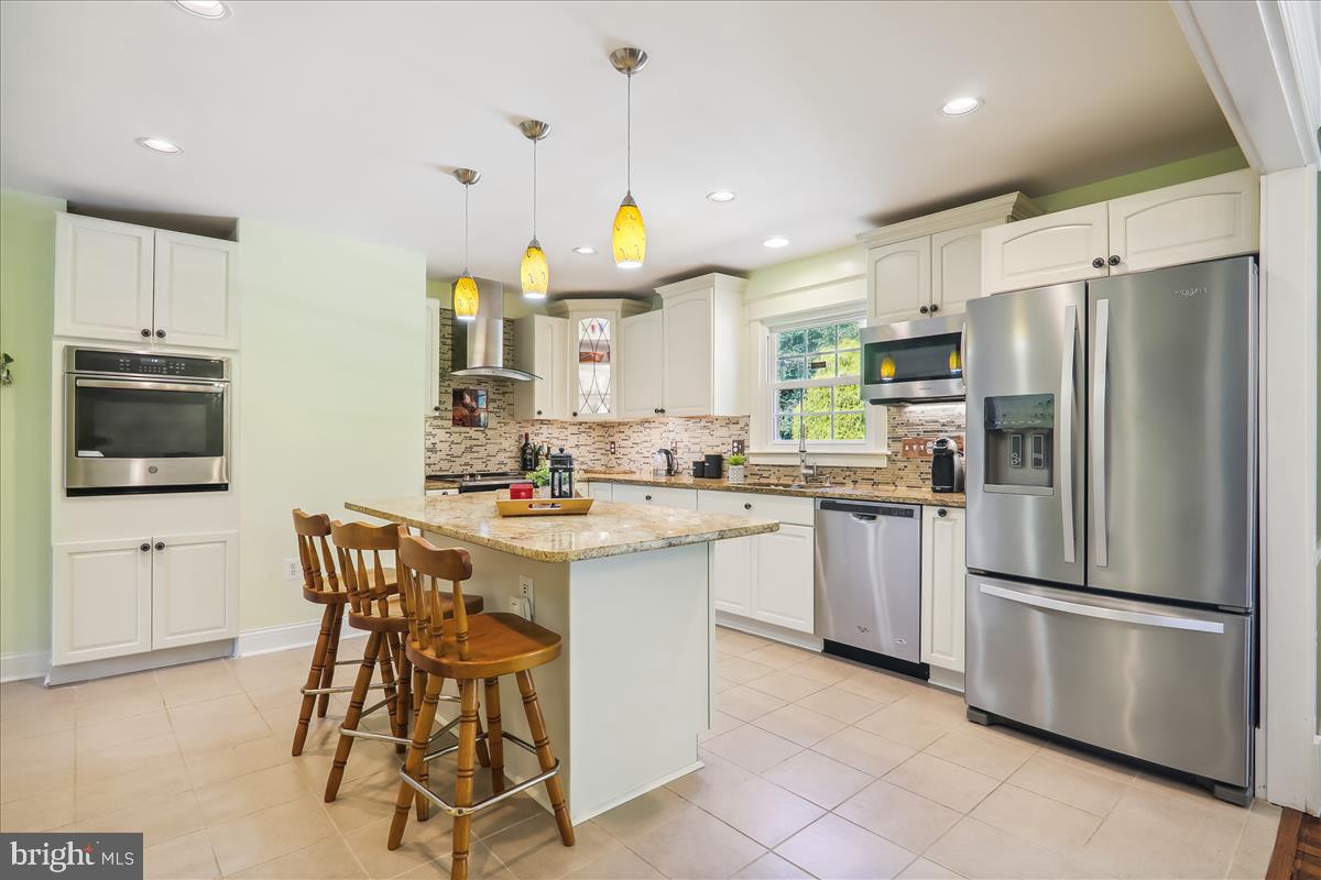 7301 Needwood Road Derwood, MD 20855 - Photo 16 of 59 Stainless and Granite