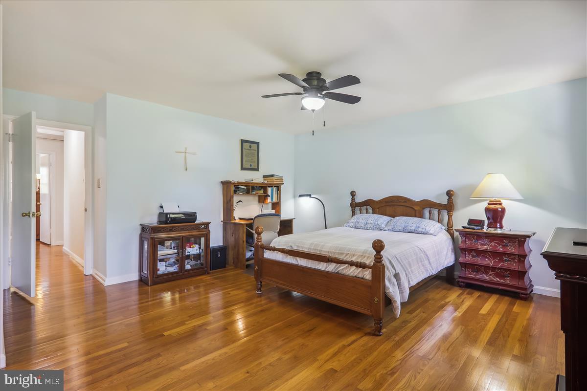 7301 Needwood Road Derwood, MD 20855 - Photo 28 of 59 Primary bedroom with walk in closet