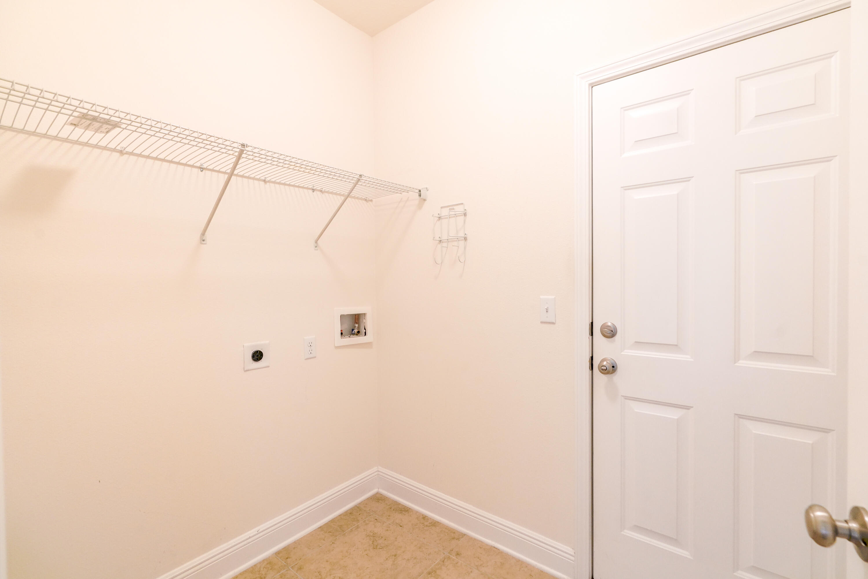 122 Riverbirch Loop Santa Rosa Beach, FL 32459 - Photo 20 of 41 a bathroom with a shower
