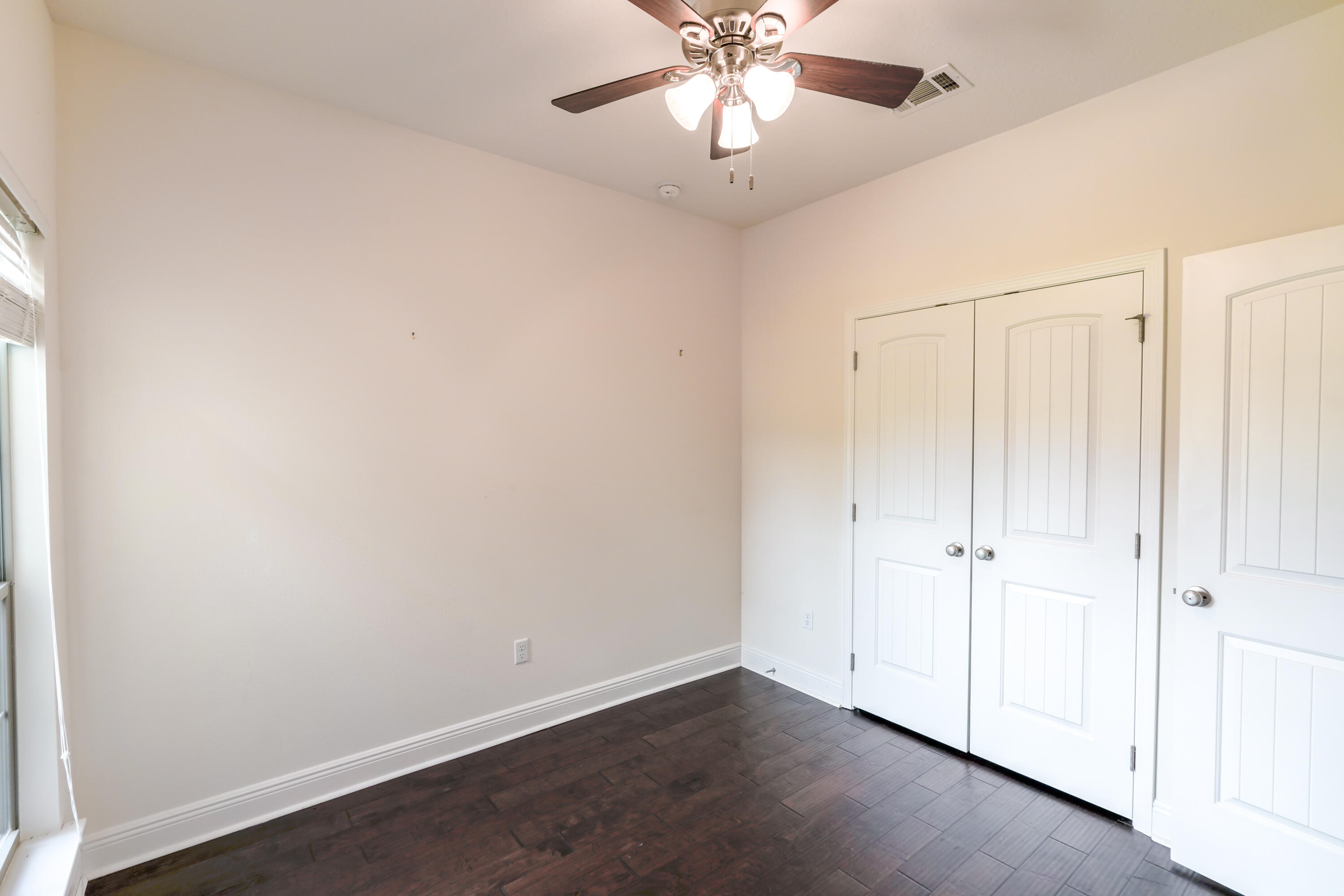 122 Riverbirch Loop Santa Rosa Beach, FL 32459 - Photo 23 of 41 an empty room with a ceiling fan