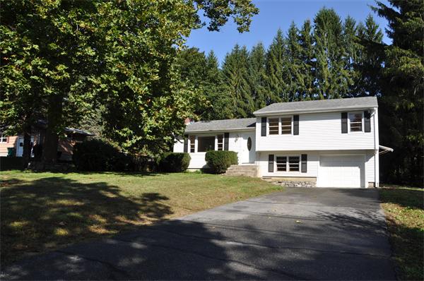 199 Richardson Road Fitchburg, MA 01420 - Photo 1 of 14 Gallery Image 1