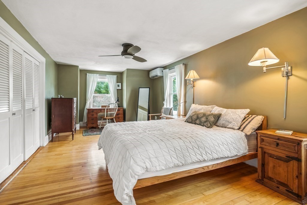 19 Newton Road Medford, MA 02155 - Photo 24 of 42
