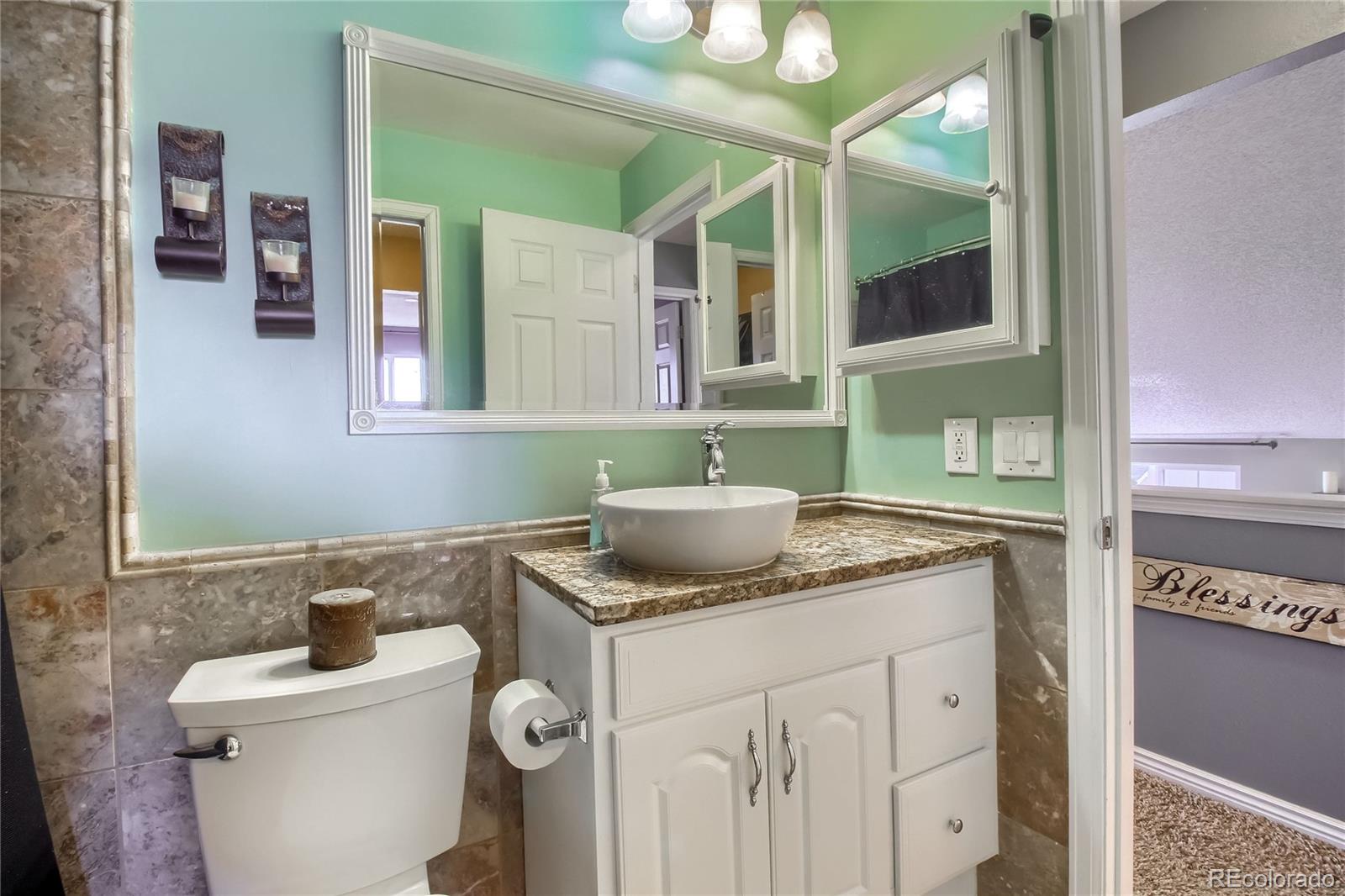 9515 Devon Court Highlands Ranch, CO 80126 - Photo 14 of 29 Gallery Image 14
