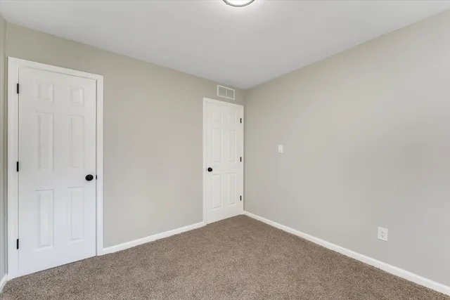 $369,500 | 26261 La Muera Street, Farmington, MI 48334