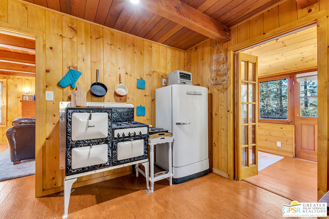 25250 Rim Rock Road Idyllwild, CA 92549 - Photo 16 of 72