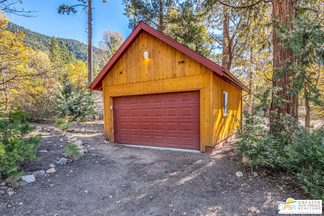 25250 Rim Rock Road Idyllwild, CA 92549 - Photo 60 of 72 a view of backyard of house