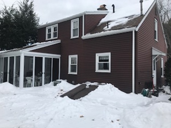 493 Maple Road Longmeadow, MA 01106 - Photo 3 of 20 a view of a house with a yard