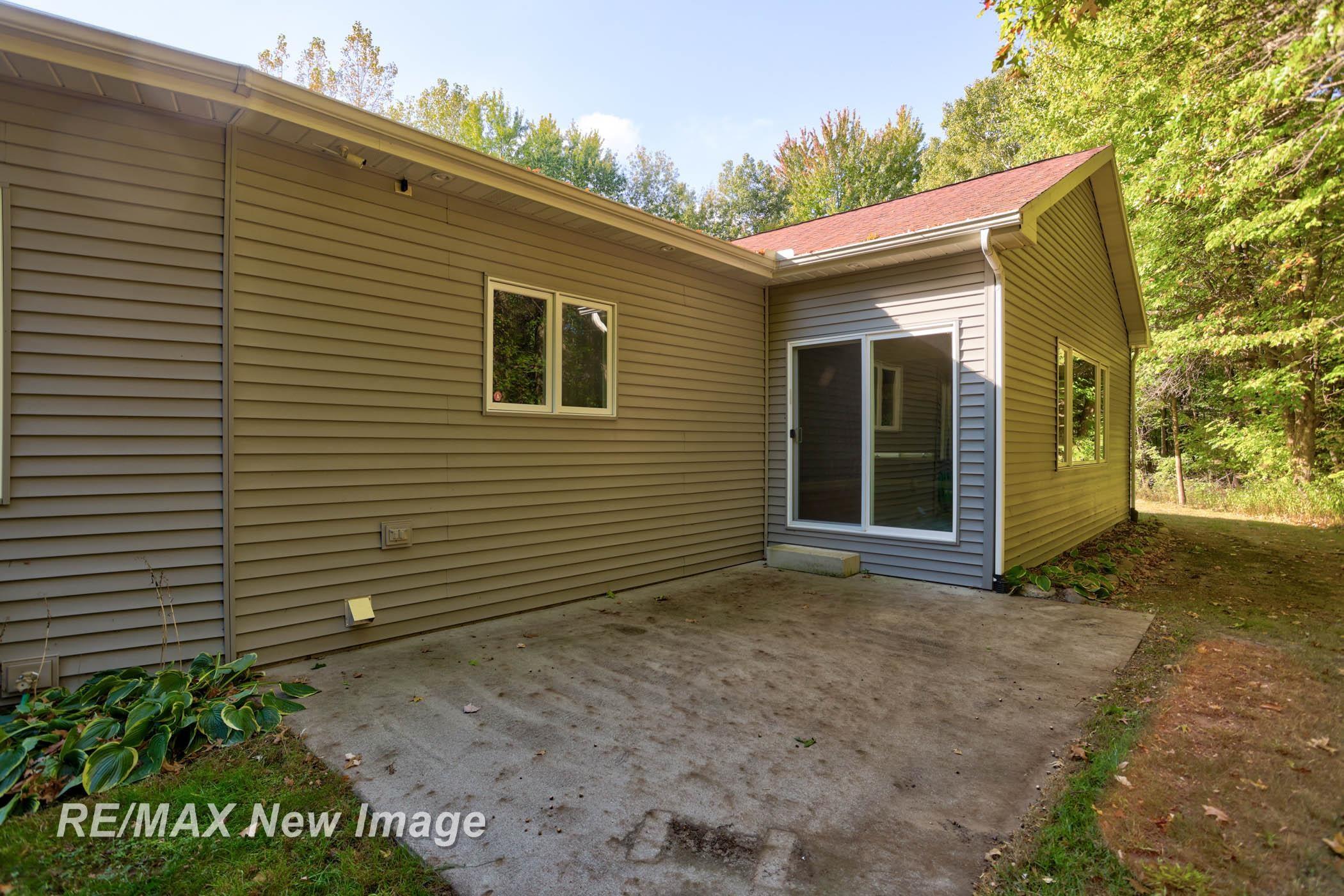 12566 Gratiot Road Saginaw, MI 48609 - Photo 42 of 59 50157004-bd4ff0f1-6e41-411a-b7d6-129b17a0b894.JPG