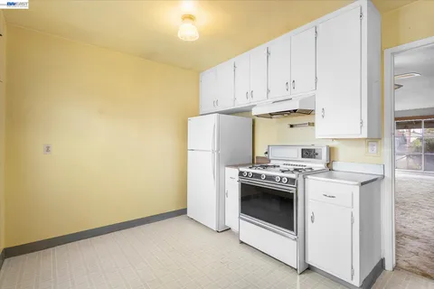 $695,000 | 26350 Stryker Street, Hayward, CA 94545