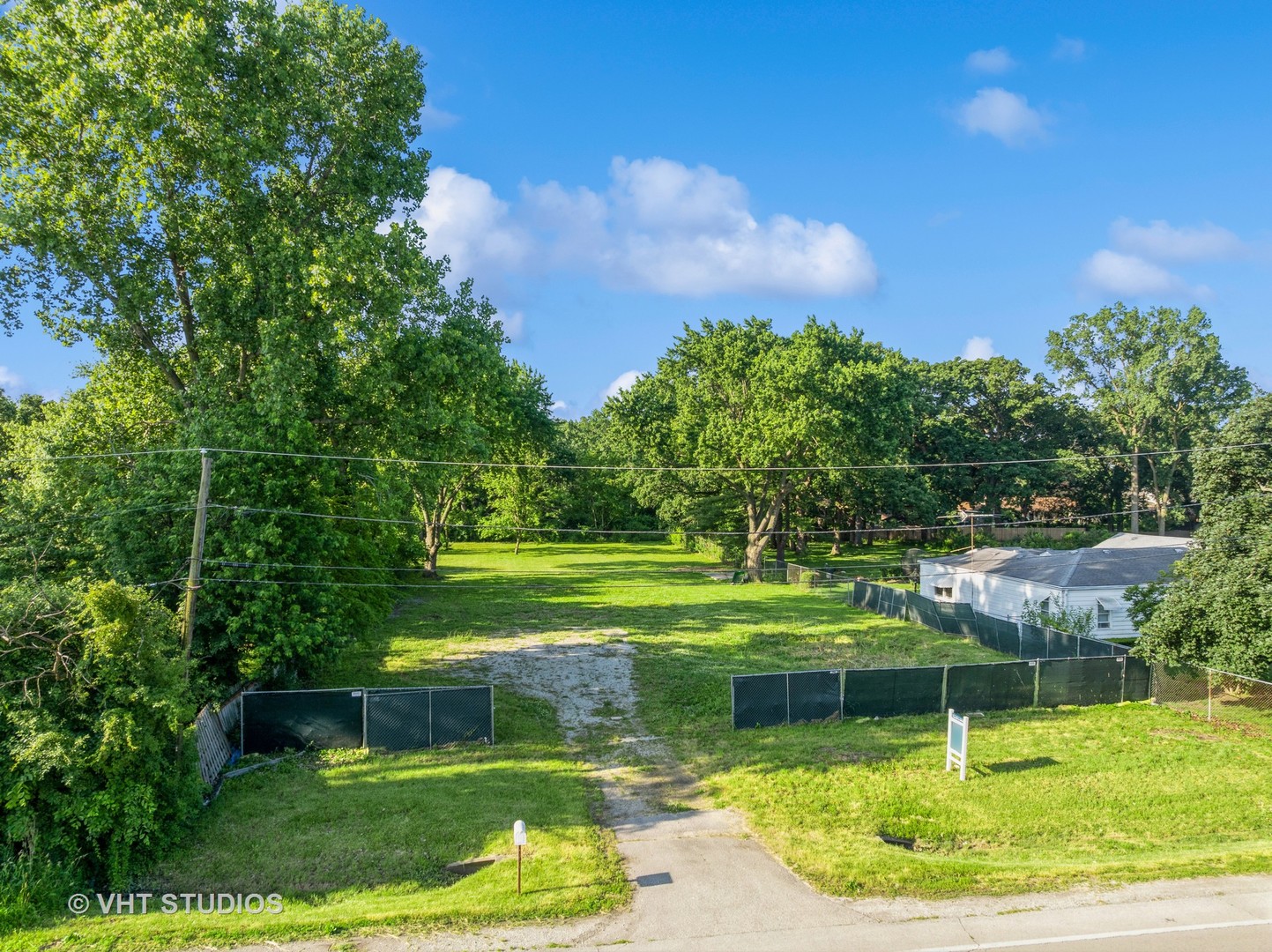 9517 West Central Road Des Plaines, IL 60016 - Photo 18 of 23