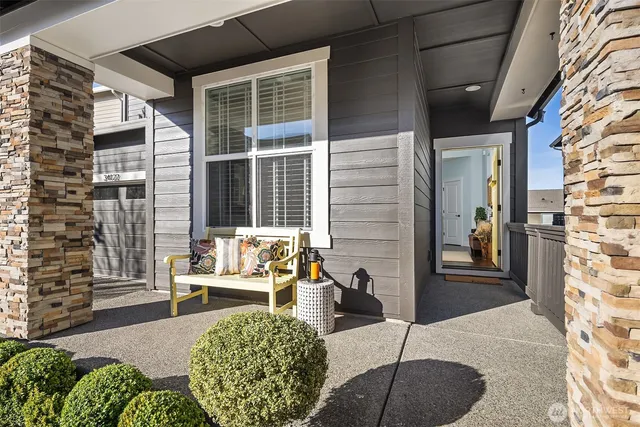 $1,575,000 | 34122 Southeast Moses Street, Snoqualmie, WA 98065