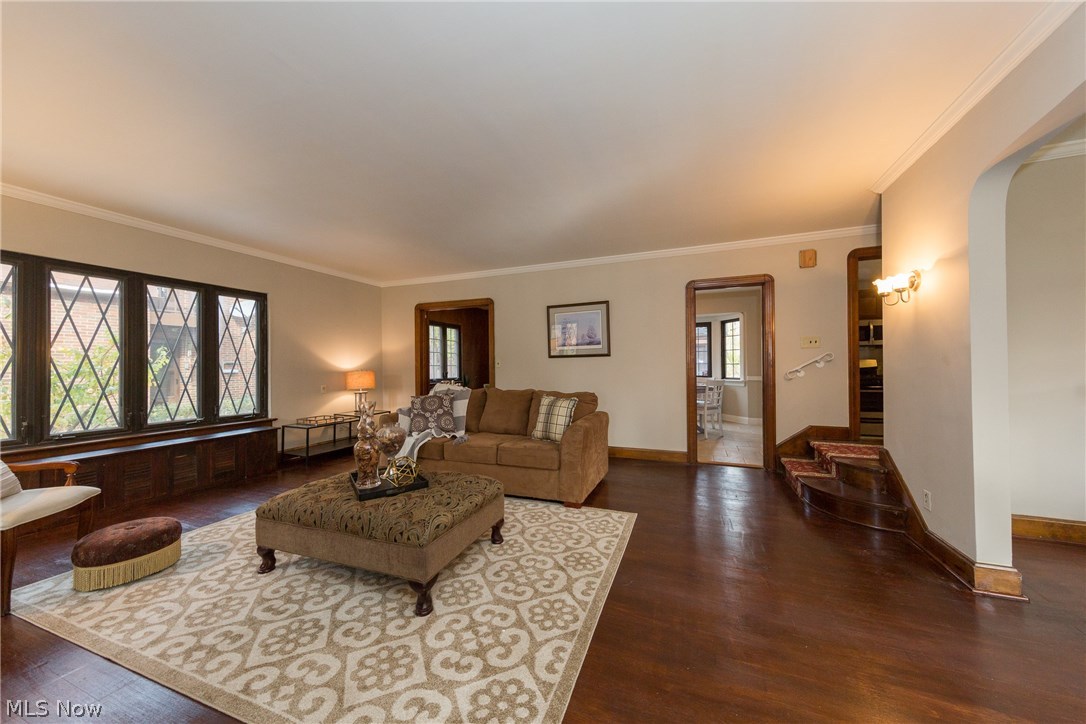 3119 Ludlow Road Cleveland, OH 44120 - Photo 3 of 35 The Living Room