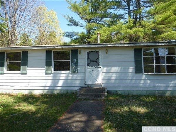 214 Old Rte 23 Cairo, NY 12413 - Photo 2 of 10 a view of front door and yard