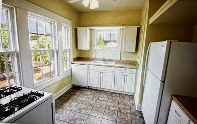 $2,400 | 2907 Calhoun Street, Unit UPPR, New Orleans, LA 70118