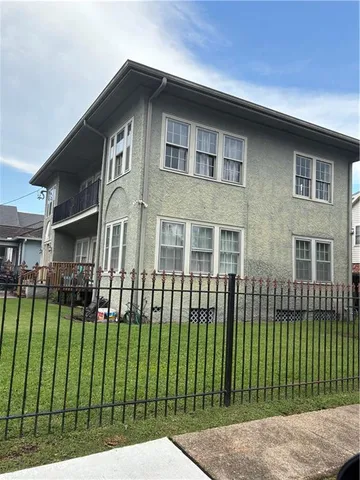 $2,400 | 2907 Calhoun Street, Unit UPPR, New Orleans, LA 70118