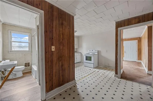 $100,000 | 1005 True Lane, High Point, NC 27260