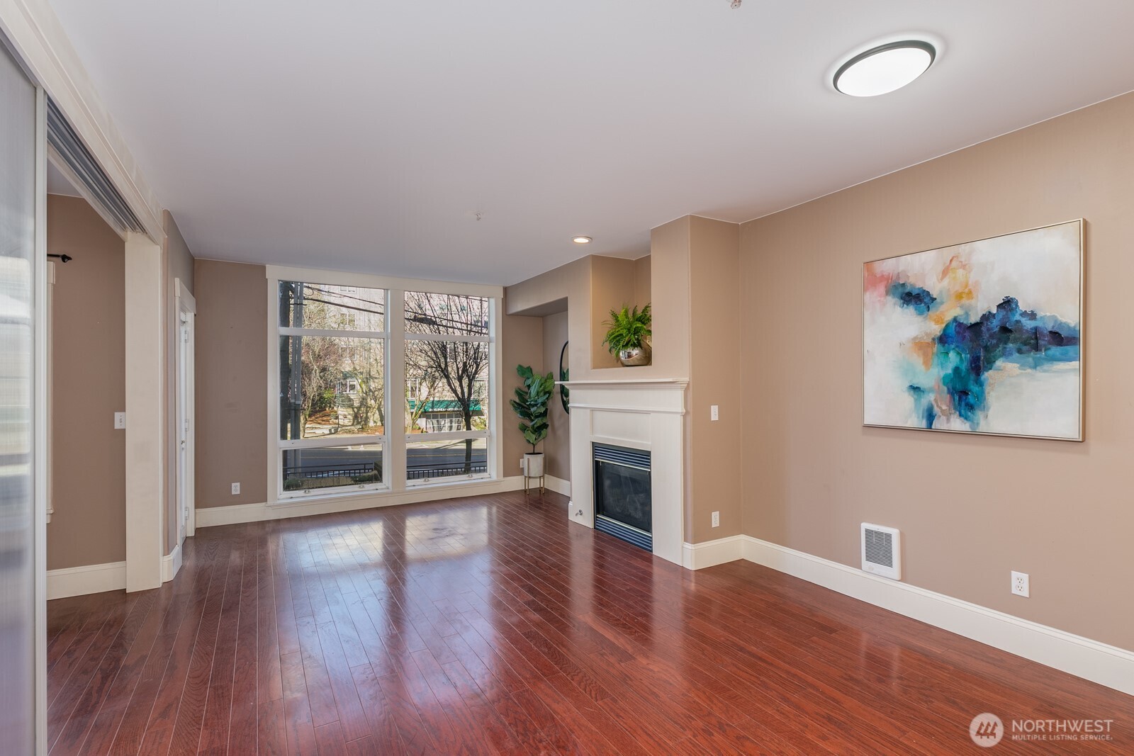 3221 Southwest Avalon Way, Unit 201 Seattle, WA 98126 - Photo 12 of 34