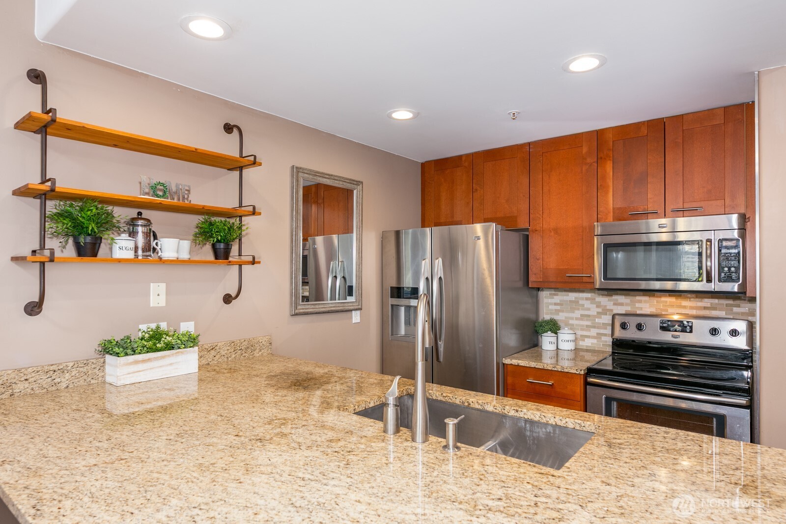 3221 Southwest Avalon Way, Unit 201 Seattle, WA 98126 - Photo 6 of 34