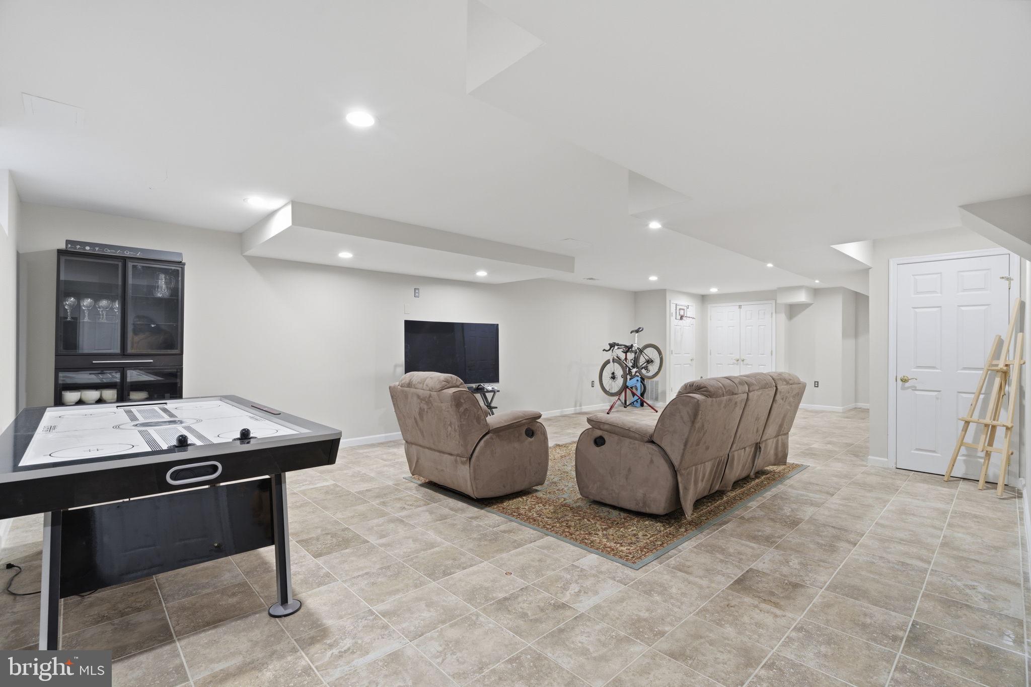 24 Devonshire Drive Princeton, NJ 08540 - Photo 36 of 46