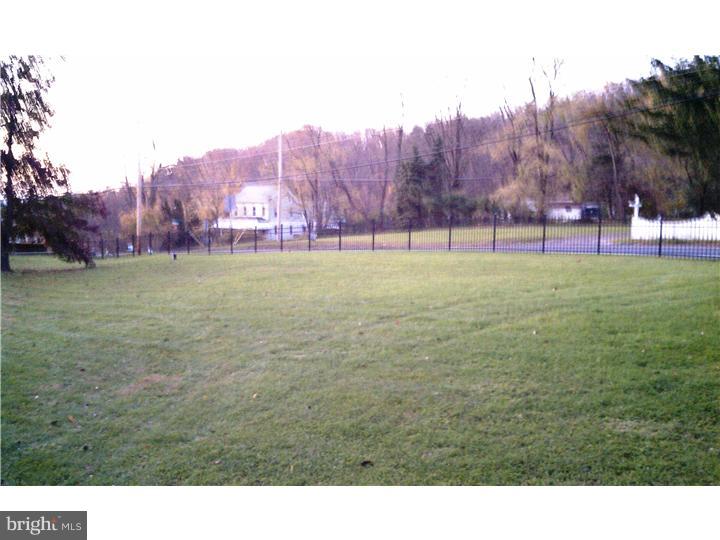 2201 Herb Road Temple, PA 19560 - Photo 3 of 12