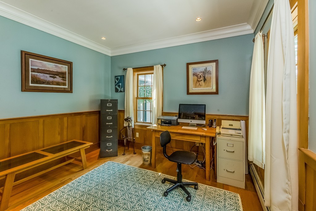 516 Snipatuit Road Rochester, MA 02770 - Photo 13 of 26 Gallery Image 13