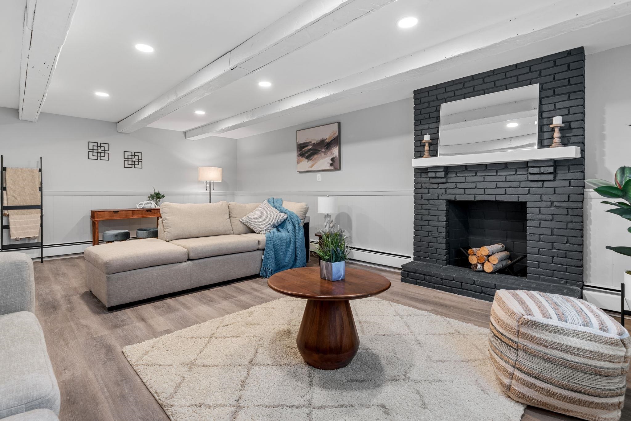 35 Drew Road Derry, NH 03038 - Photo 14 of 21