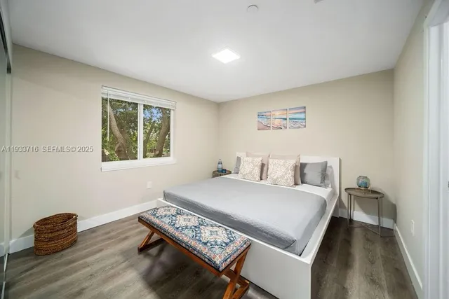 $2,300 | 2311 Scott Street, Unit 4, Hollywood, FL 33020