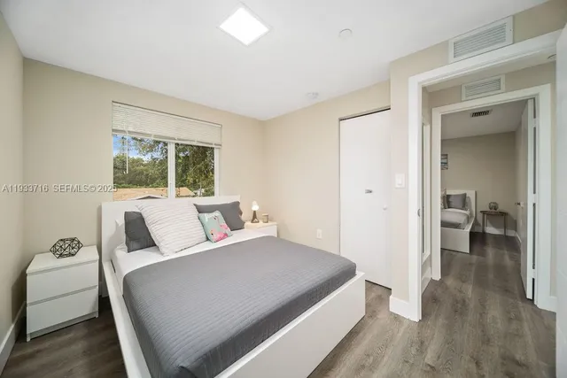 $2,300 | 2311 Scott Street, Unit 4, Hollywood, FL 33020