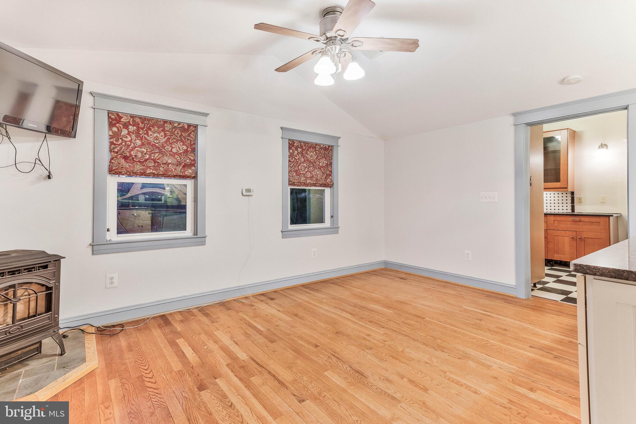 3480 Chaneyville Road Owings, MD 20736 - Photo 20 of 61 kitchen table space