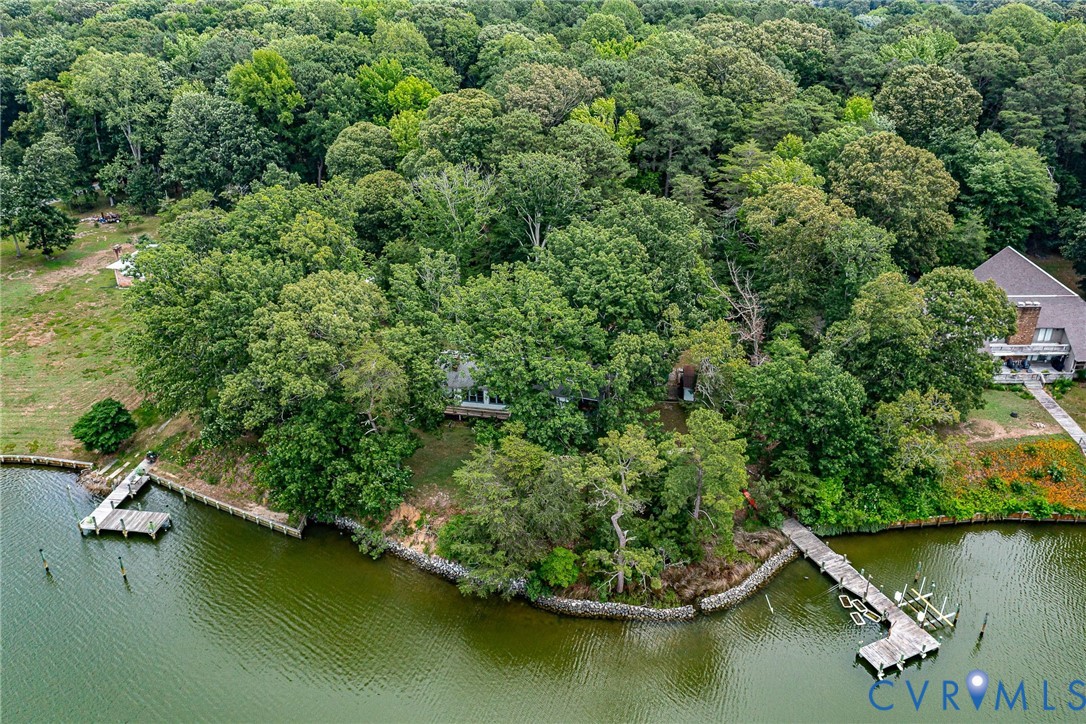 142 Bridge Lane Reedville, VA 22539 - Photo 26 of 56 an aerial view of a house with a yard swimming pool and outdoor seating