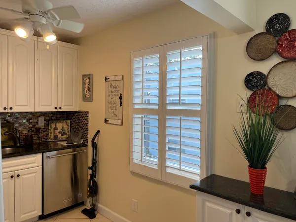 $1,950 | 183 Normandy Lane, Delray Beach, FL 33484